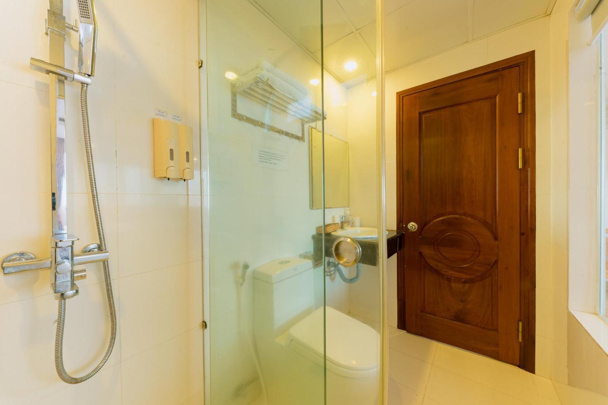 Dubai Nha Trang Hotel Managed By Ht מראה חיצוני תמונה